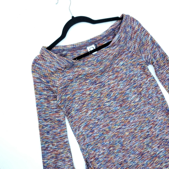 Anthropologie Akemi Kin Ribbed Bell Sleeve Top - Picture 4 of 7